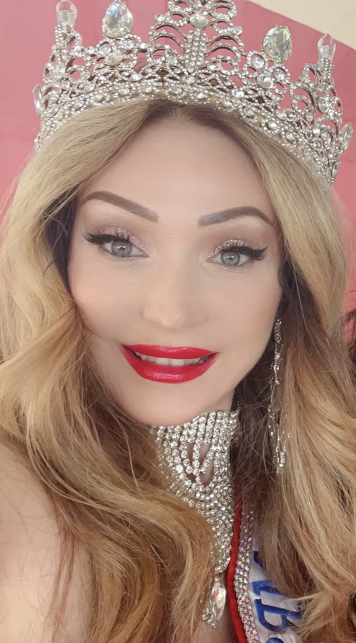 {"ARInfo":{"IsUseAR":false},"Version":"1.0.0","MakeupInfo":{"IsUseMakeup":false},"FaceliftInfo":{"IsChangeEyeLift":false,"IsChangeFacelift":false,"IsChangePostureLift":false,"IsChangeNose":false,"IsChangeFaceChin":false,"IsChangeMouth":false,"IsChangeThinFace":false},"BeautyInfo":{"SwitchMedicatedAcne":false,"IsAIBeauty":false,"IsBrightEyes":false,"IsSharpen":false,"IsOldBeauty":false,"IsReduceBlackEyes":false},"HandlerInfo":{"AppName":2},"FilterInfo":{"IsUseFilter":false}}